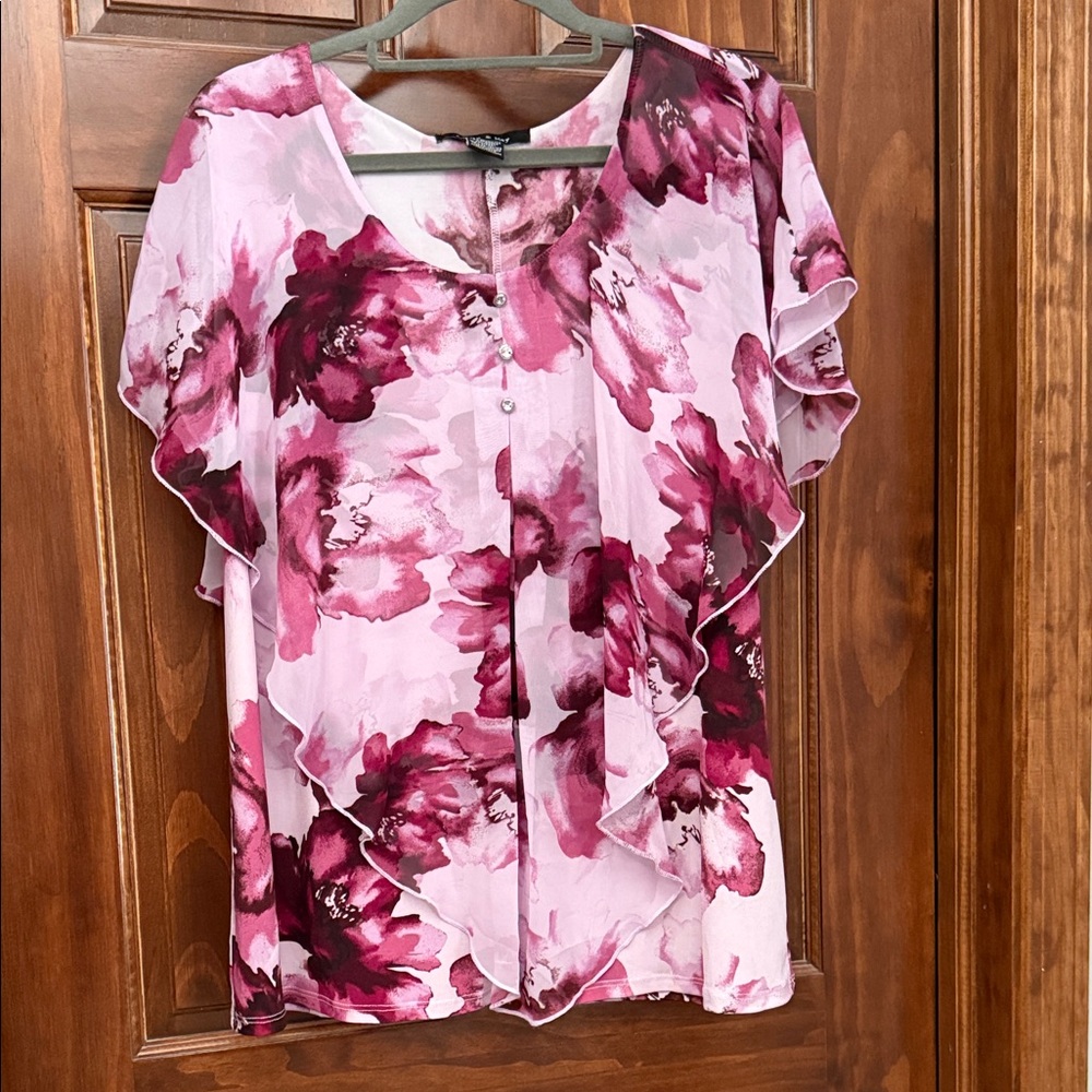 Elegant Floral Blouse in Pink and Burgundy